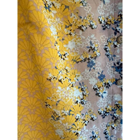CAbi 5221 Offsides Yellow Blue Grey Sleeveless Floral Blouse size small - Picture 6 of 9